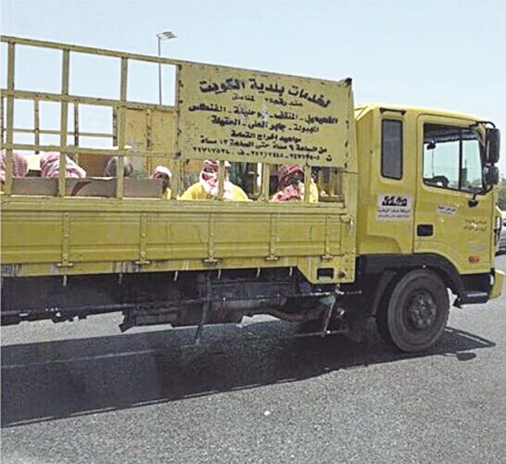 u0627u0644u0639u0645u0627u0644 u0645u062au0643u062fu0651u0633u0648u0646 u0639u0644u0649 u0645u062au0646 u0627u0644u0640u00abu0647u0627u0641 u0644u0648u0631u064au00bb