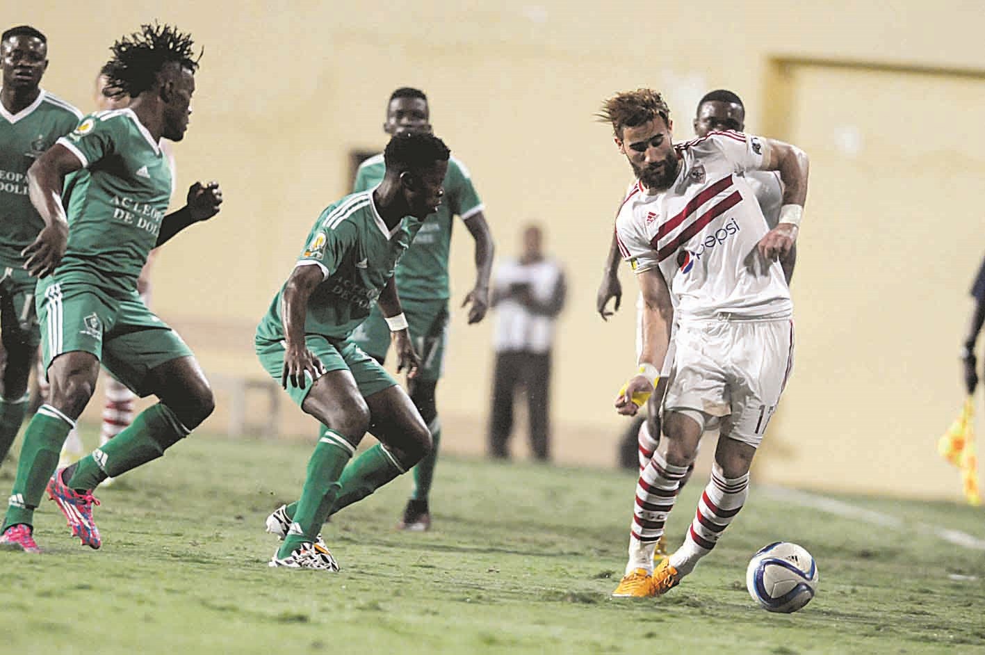 u0645u0647u0627u062cu0645 u0627u0644u0632u0645u0627u0644u0643 u0628u0627u0633u0645 u0645u0631u0633u064a u0645u0646u0637u0644u0642u0627u064b u0628u0627u0644u0643u0631u0629 u0641u064a u0627u0644u0645u0628u0627u0631u0627u0629 u0623u0645u0627u0645 u0644u064au0648u0628u0627u0631 (u062eu0627u0635 - u00abu0627u0644u0631u0627u064au00bb)