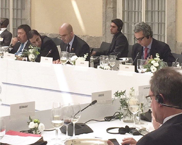 u0627u0644u0633u0641u064au0631 u0627u0644u0635u0628u064au062d u062eu0644u0627u0644 u0627u0644u0627u062cu062au0645u0627u0639 u0627u0644u0623u0645u0645u064a u0641u064a u0645u062fu0631u064au062f