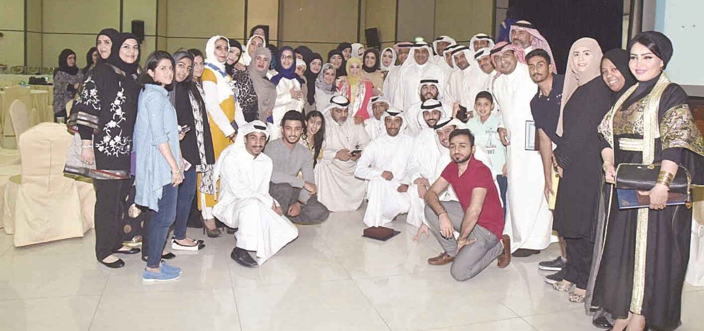 u0645u0633u0624u0648u0644u0648 u0627u0644u0648u0632u0627u0631u0629 u0645u0639 u0627u0644u0641u0631u064au0642 u0627u0644u062au0637u0648u0639u064a