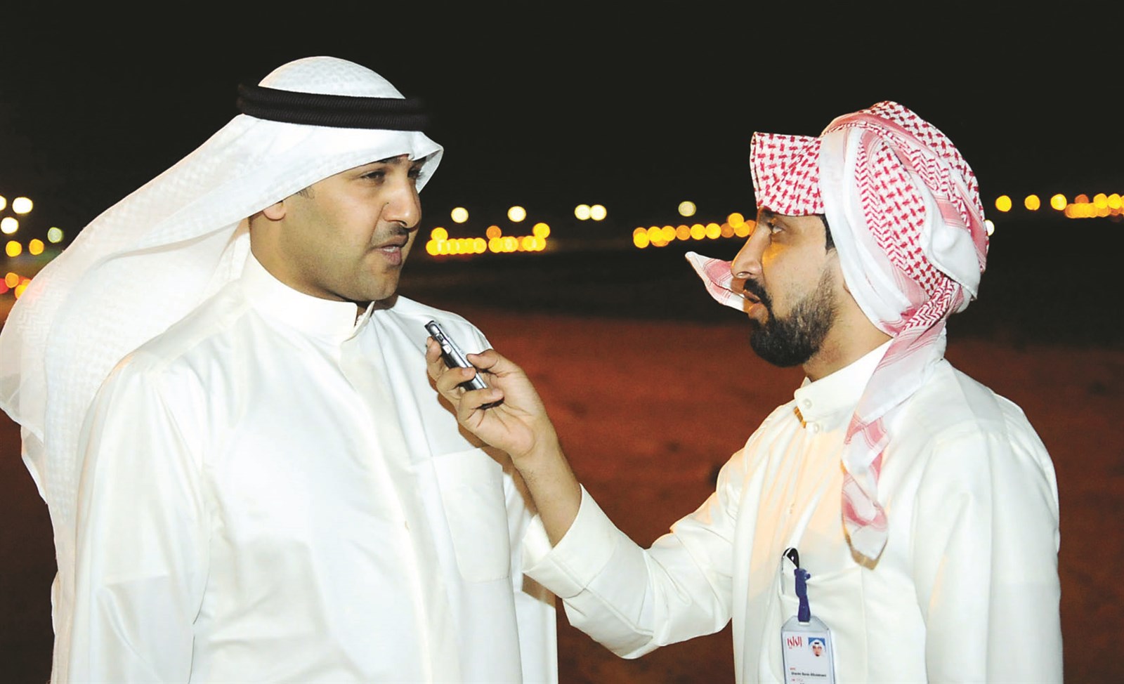 فواز الخالدي يتحدث للزميل غانم السليماني