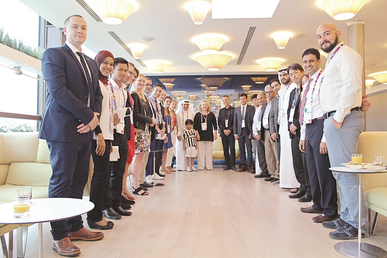 u0627u0644u0645u062au0644u0642u0645 u0645u062au0648u0633u0637u0627u064b u0631u0624u0633u0627u0621 u0623u062cu0646u062du0629 u0627u0644u062fu0648u0644 u0627u0644u0645u0634u0627u0631u0643u0629 u0641u064a u0627u0644u0645u0639u0631u0636