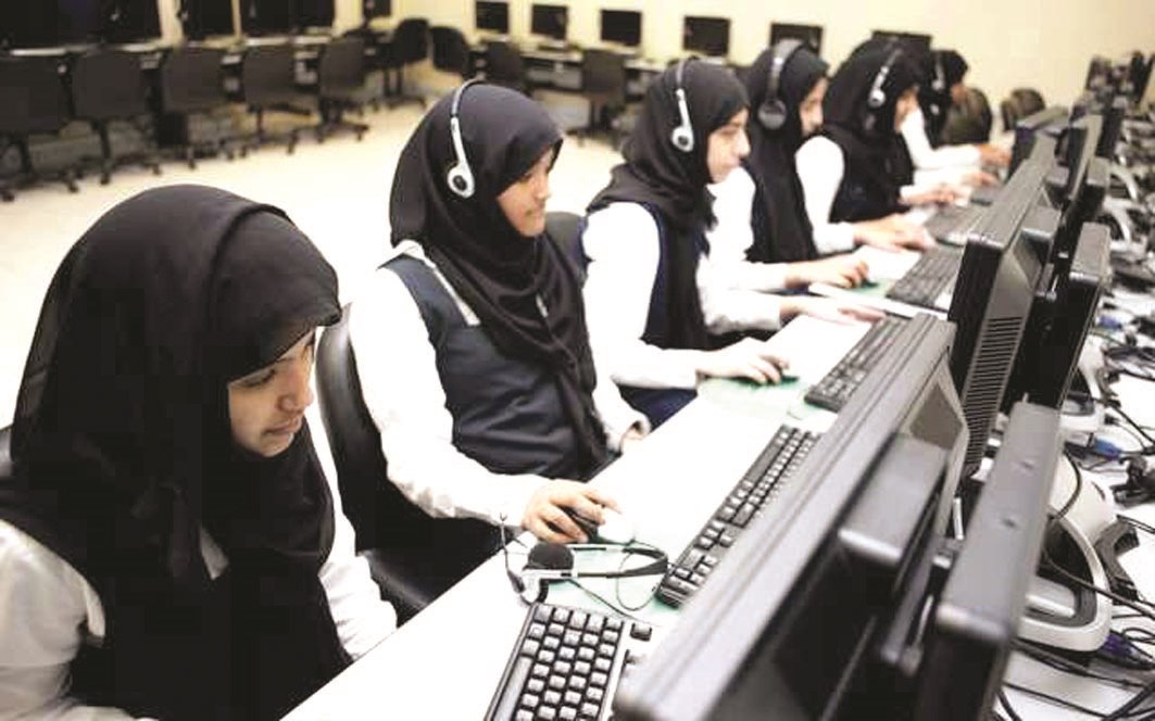 u0645u062eu062au0628u0631u0627u062a u0627u0644u062du0627u0633u0648u0628 u0641u064a u0627u0644u0645u062fu0627u0631u0633 u0627u0644u062du0643u0648u0645u064au0629