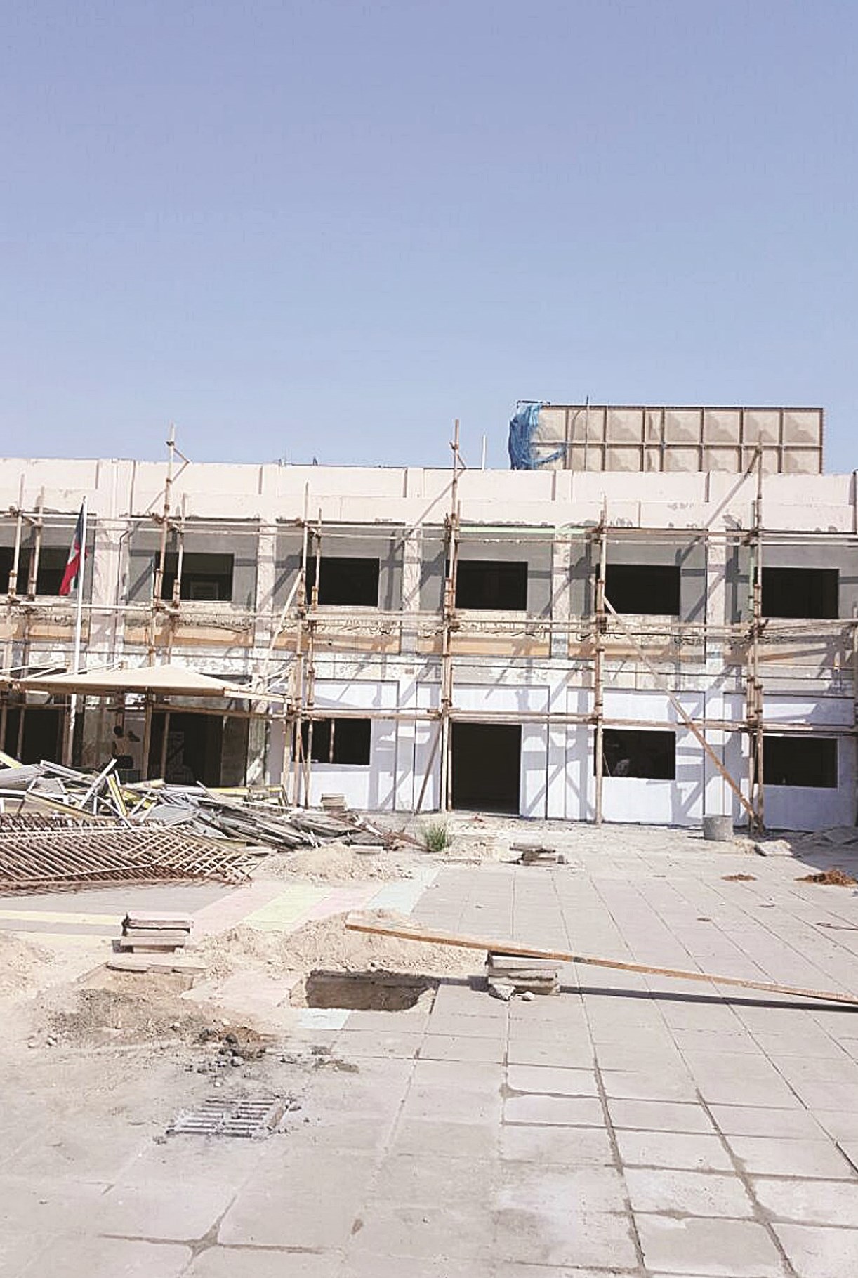 الفصول الإنشائية على قدم وساق