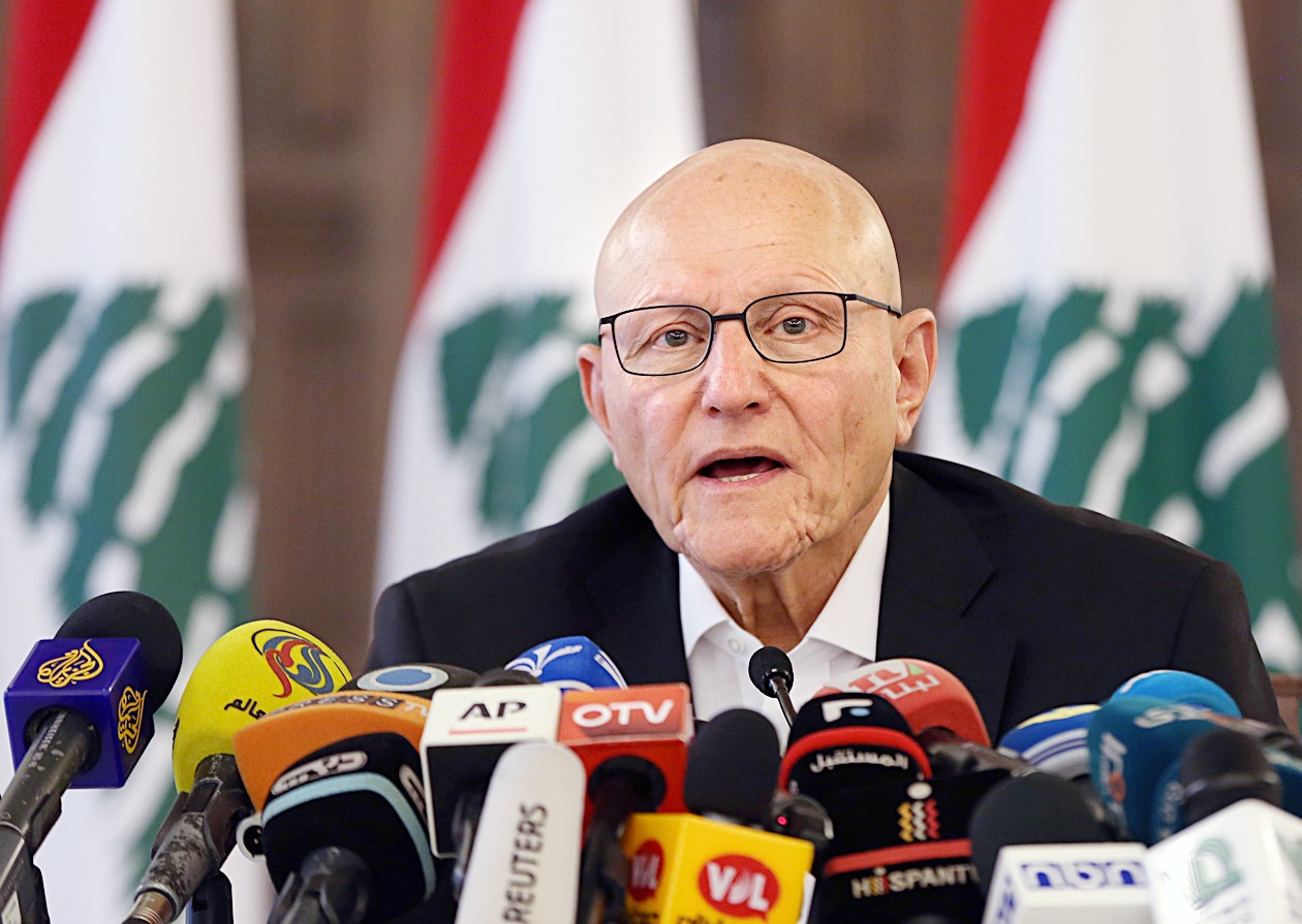 u0633u0644u0627u0645 u0645u062au062du062fu062bu0627u064b u0641u064a u0645u0624u062au0645u0631u0647 u0627u0644u0635u062du0627u0641u064a u0641u064a u0628u064au0631u0648u062a u0623u0645u0633 (u0623 u0628)