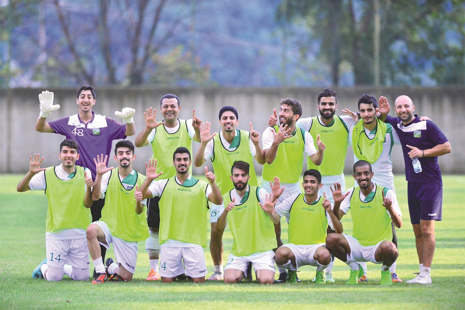 u0644u0642u0637u0629 u062cu0645u0627u0639u064au0629 u0644u0644u0627u0639u0628u064a u0627u0644u0639u0631u0628u064a u0648u0625u062fu0627u0631u064au064au0647 u0641u064a u0625u064au0637u0627u0644u064au0627 (u062au0635u0648u064au0631 u0639u0628u062fu0627u0644u0631u062du0645u0646 u0627u0644u0639u0644u064a)