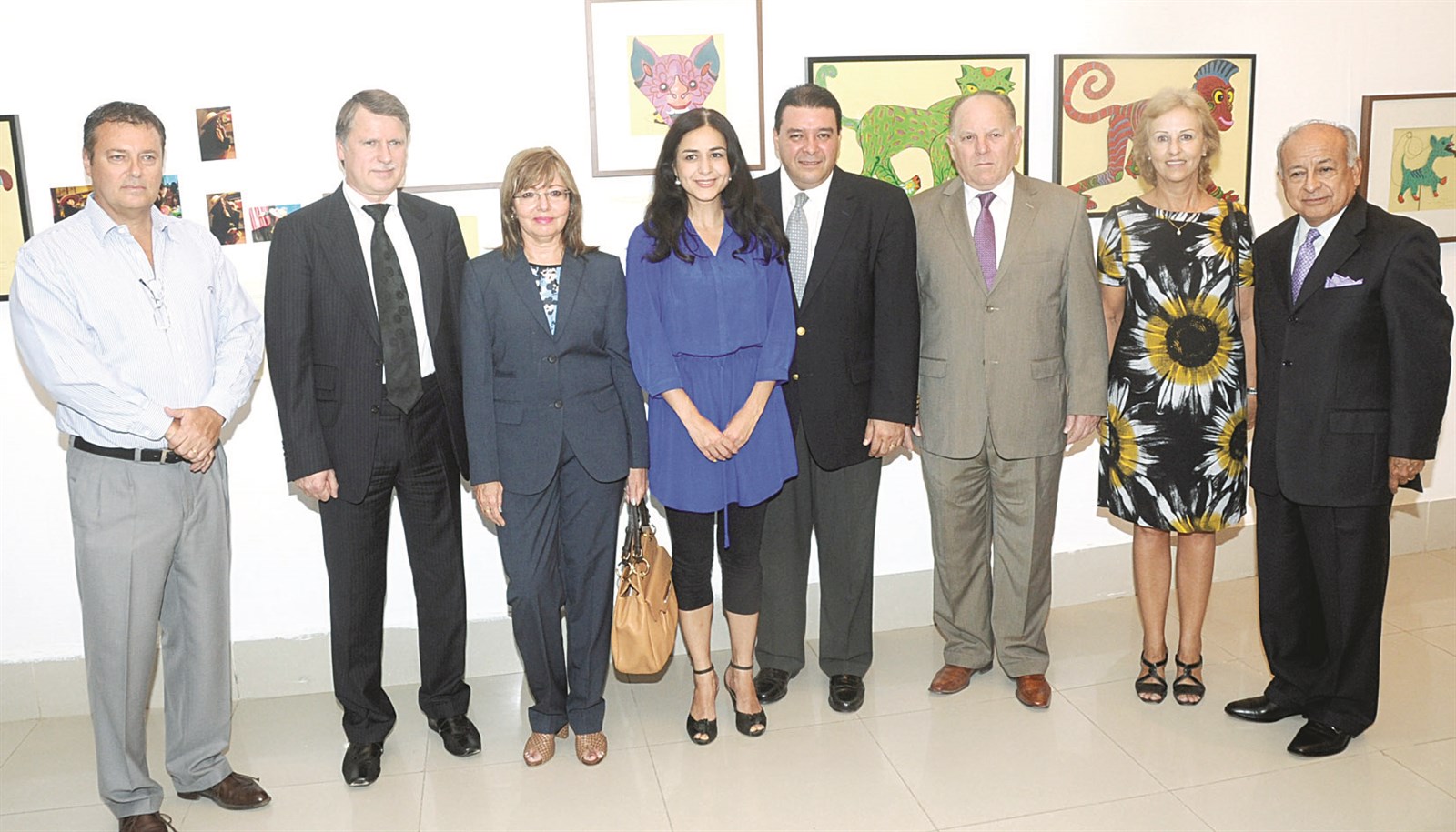 u0633u0641u0631u0627u0621 u0627u0644u0645u0643u0633u064au0643 u0648u0631u0648u0633u064au0627 u0648u0643u0648u0628u0627 u0645u0639 u0627u0644u0641u0646u0627u0646u0629 u0627u0644u0645u0643u0633u064au0643u064au0629 u0633u064au0628u0648u0644u0648u0628u0648u0641u0627 u0648u0628u0639u0636 u0627u0644u062du0636u0648u0631 u0641u064a u0628u064au062a u0644u0648u0630u0627u0646 (u062au0635u0648u064au0631 u0637u0627u0631u0642 u0639u0632 u0627u0644u062fu064au0646)