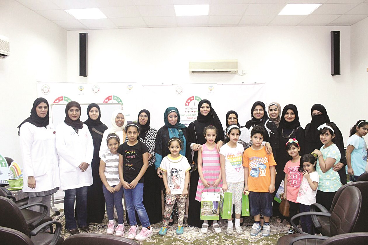 u0627u0644u0645u0637u064au0631u064a u0648u0627u0644u0645u0637u0631 u0648u0646u0632u064au0644u0629 u0627u0644u062fu0648u064au0633u0627u0646 u064au062au0648u0633u0637u0646 u0627u0644u0623u0637u0641u0627u0644 u0648u0641u0631u064au0642 u00abu0627u0644u0634u0624u0648u0646u00bb