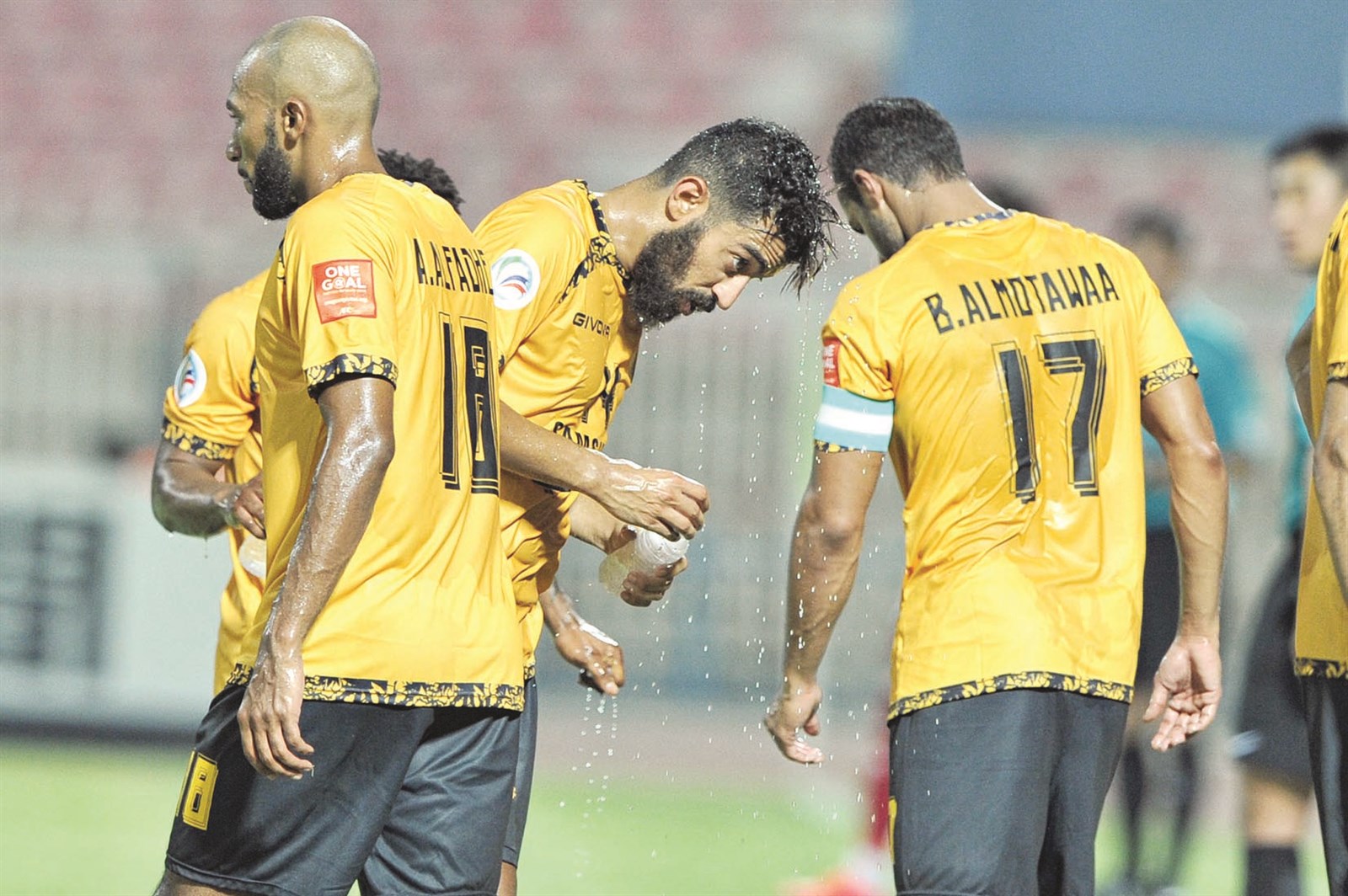 u0646u062cu0648u0645 u0627u0644u0642u0627u062fu0633u064au0629 ... u0644u0644u0628u064au0639u061f  (u062au0635u0648u064au0631 u062cu0627u0633u0645 u0628u0627u0631u0648u0646)