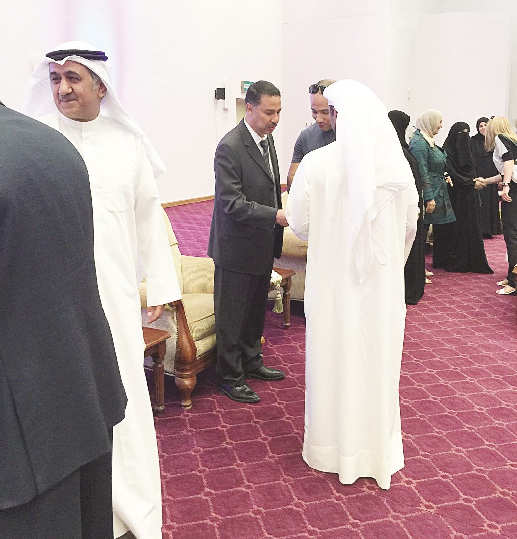 u062cu0627u0646u0628 u0645u0646 u0627u0633u062au0642u0628u0627u0644 u0627u0644u0645u0647u0646u0626u064au0646 u0641u064a u0643u0644u064au0629 u0627u0644u062au0631u0628u064au0629 u0627u0644u0623u0633u0627u0633u064au0629