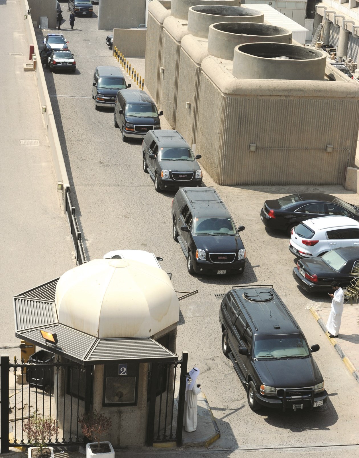 موكب المتهمين