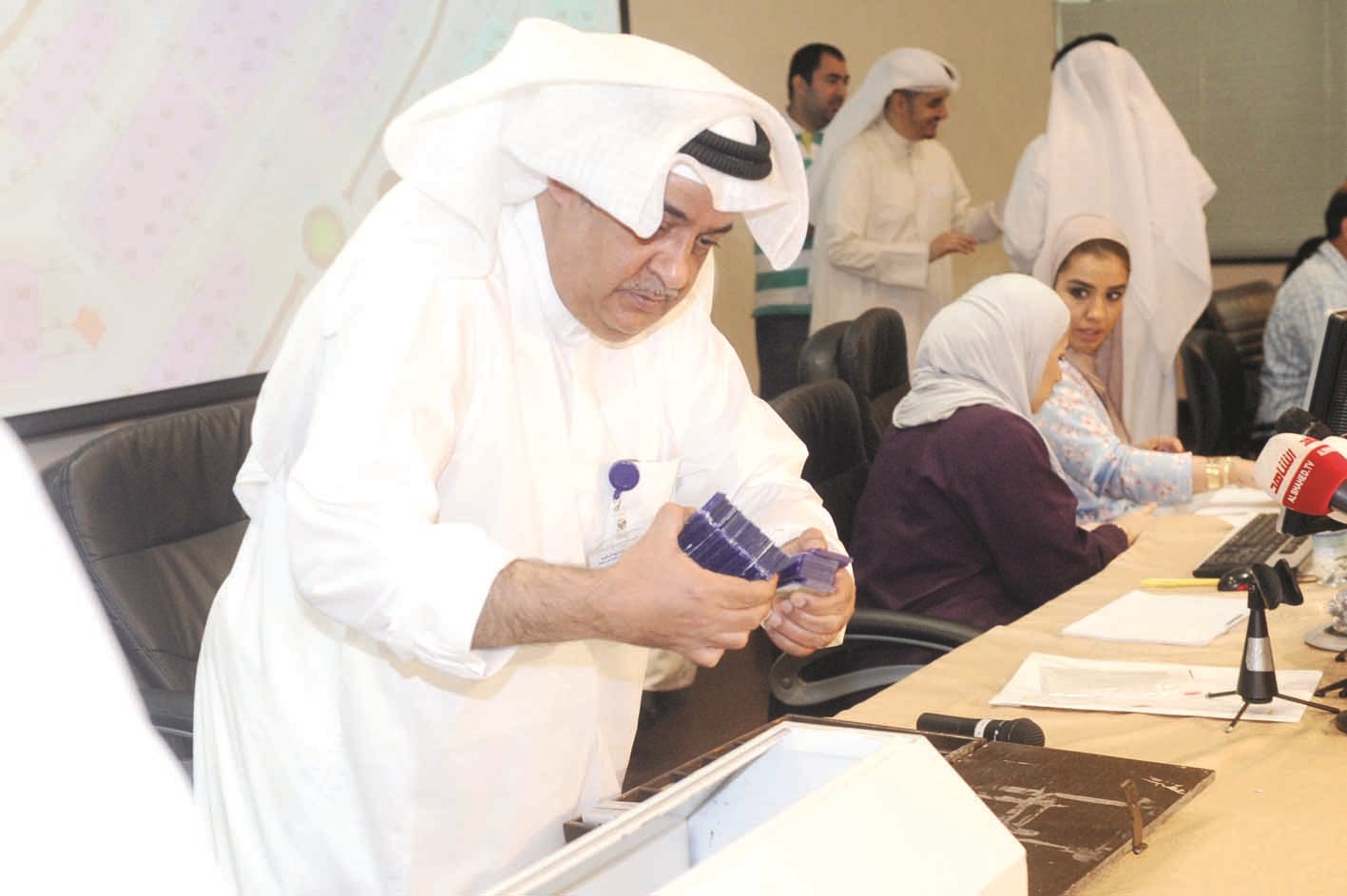 جانب من وقائع القرعة   (تصوير زكريا عطية)