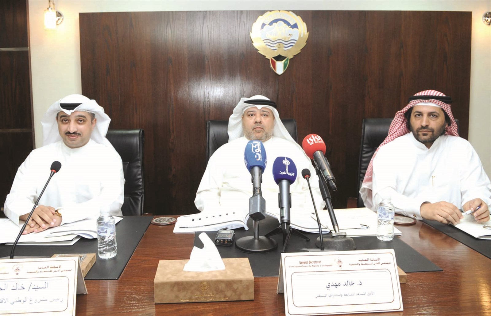 u0627u0644u0645u062au062du062fu062bu0648u0646 u0641u064a u0627u0644u0645u0624u062au0645u0631 u0627u0644u0635u062du0627u0641u064a (u062au0635u0648u064au0631 u0643u0631u0645 u0630u064au0627u0628)