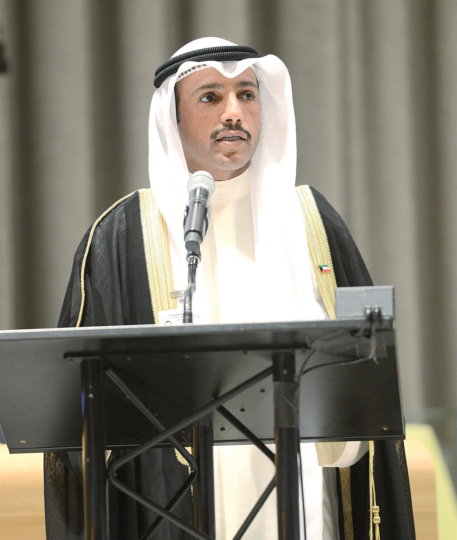 u0627u0644u063au0627u0646u0645 u0645u062au062du062fu062bu0627u064b u0641u064a u0627u0644u0623u0645u0645 u0627u0644u0645u062au062du062fu0629 u0623u0645u0633