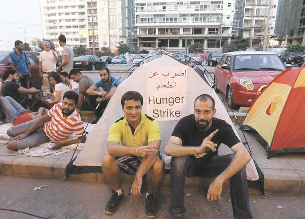 u0645u0639u062au0635u0645u0648u0646 u0645u0636u0631u0628u0648u0646 u0639u0646 u0627u0644u0637u0639u0627u0645