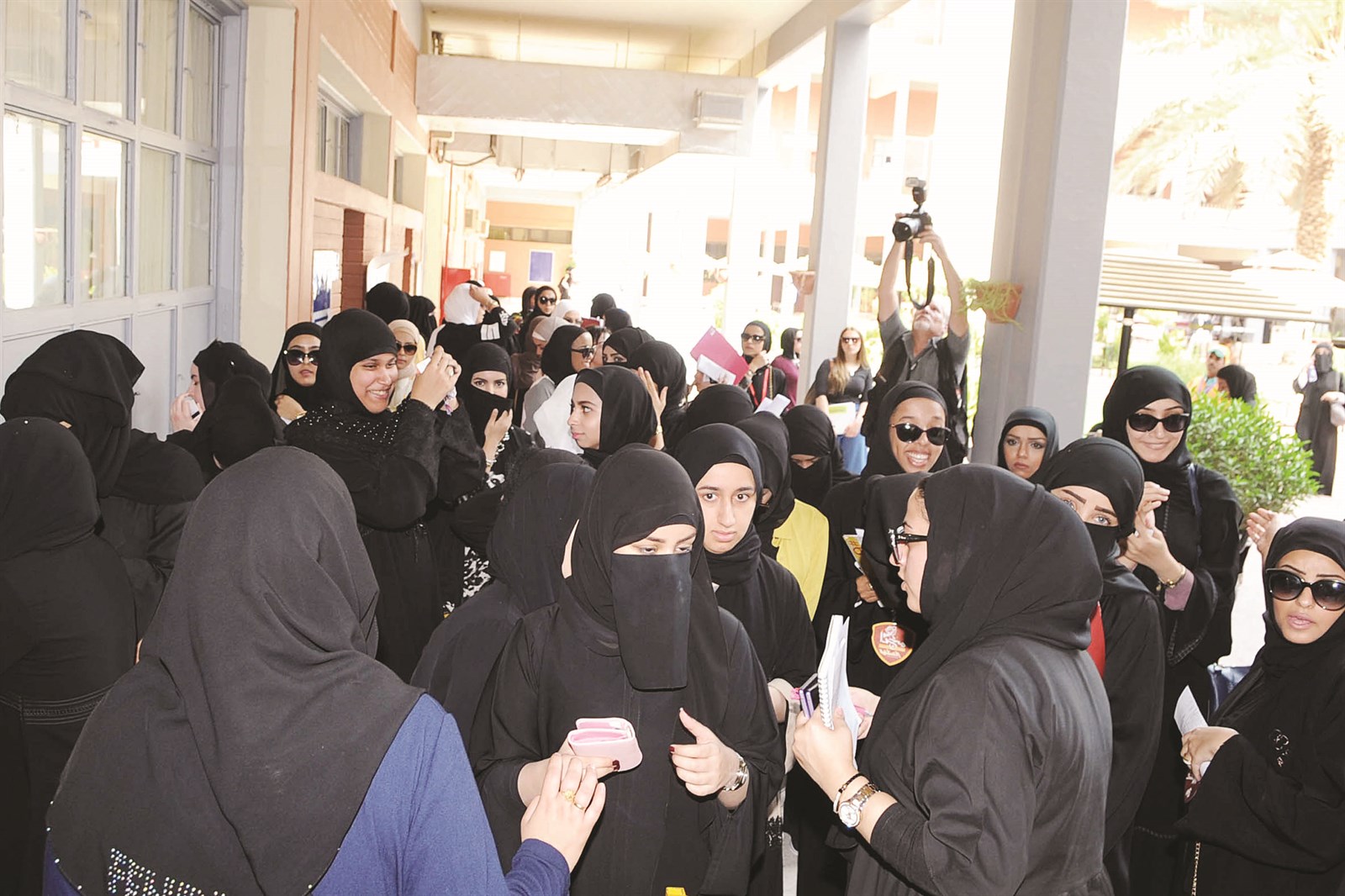 u062du0634u062f u0645u0646 u0627u0644u0637u0627u0644u0628u0627u062a u0627u0645u0627u0645 u0644u062cu0646u0629 u0627u0644u0627u0642u062au0631u0627u0639