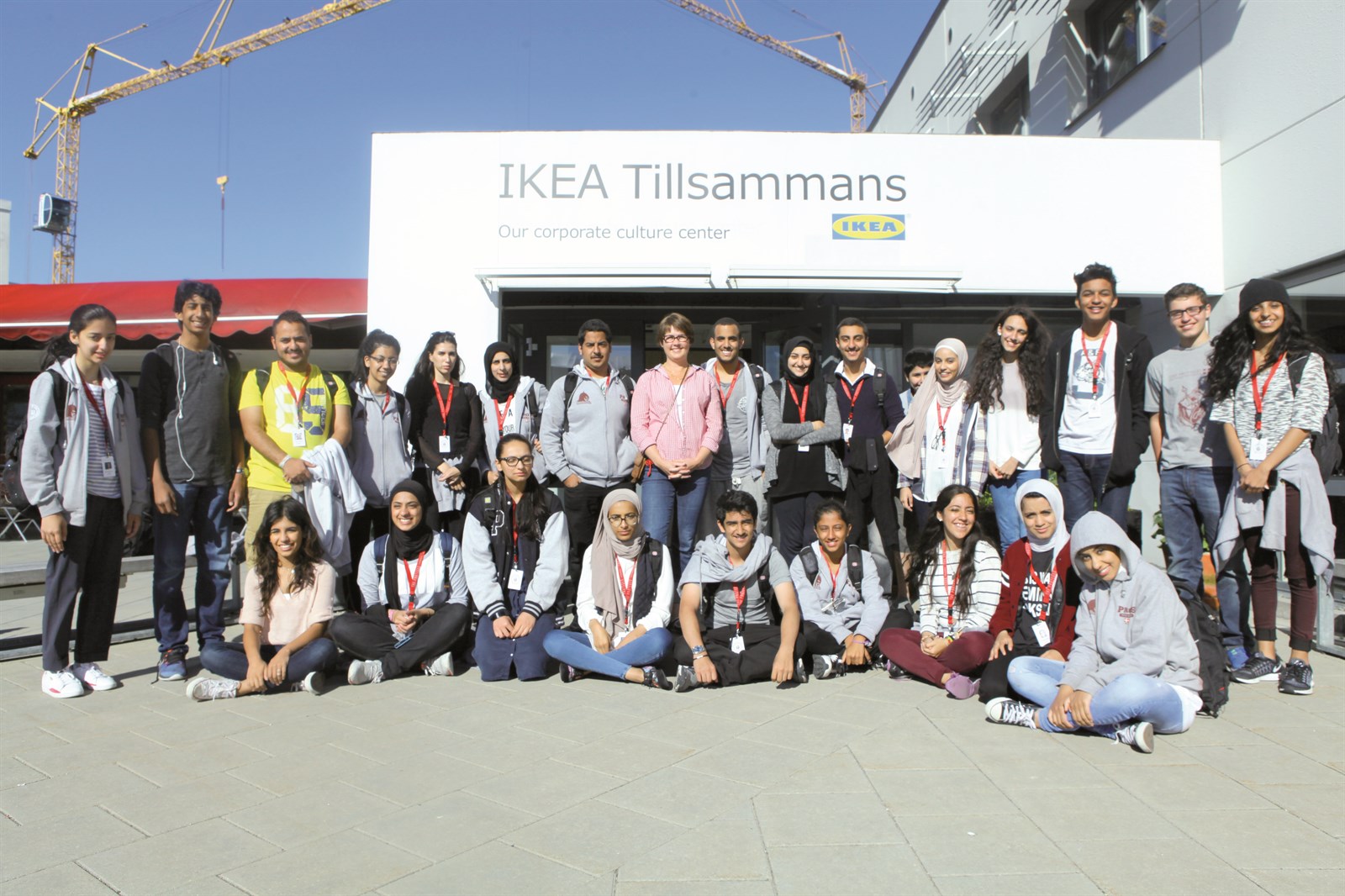 مئة لحظة تغيير