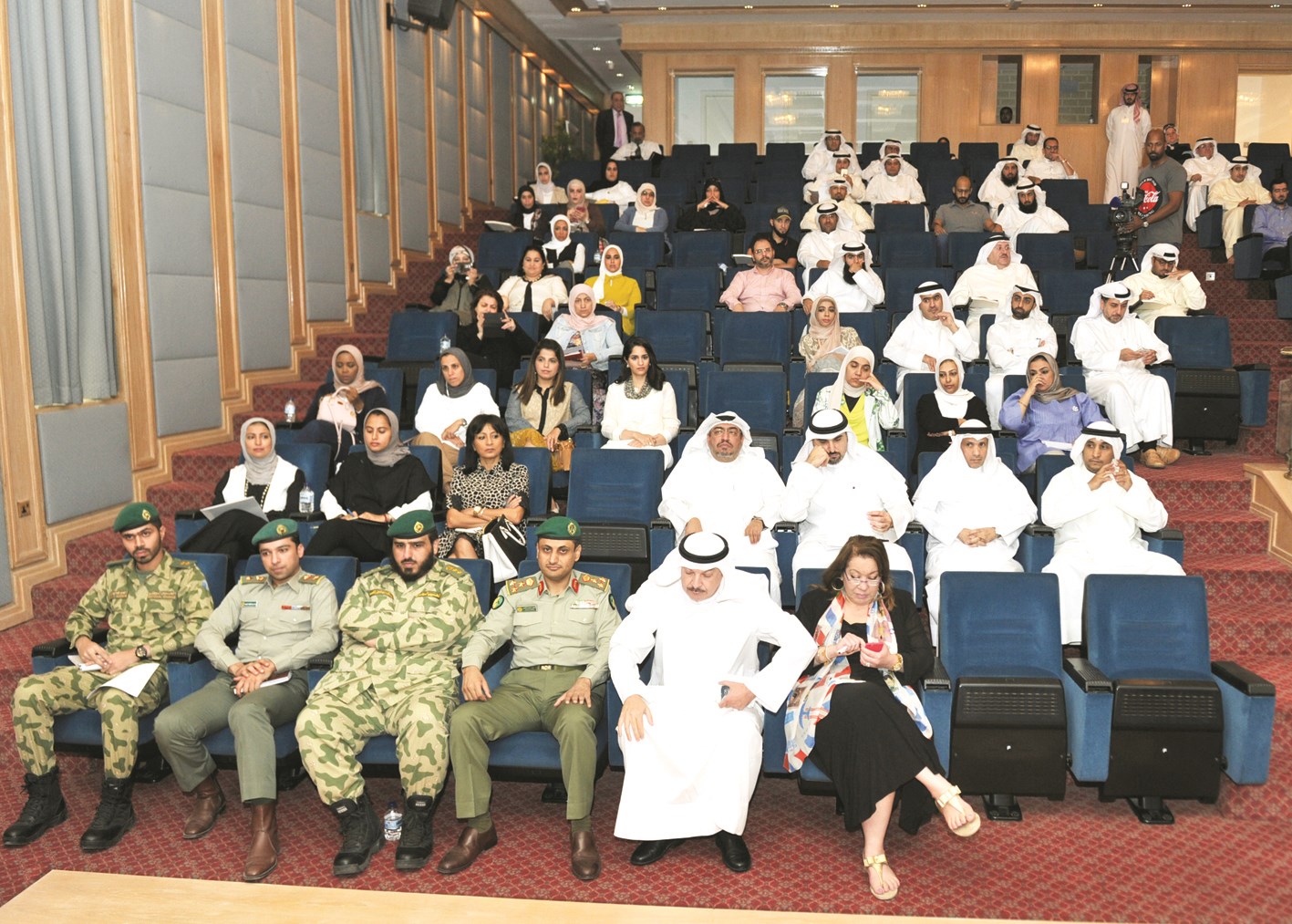 u0627u0644u0633u0631u064au0639 u0645u062au0648u0633u0637u0627 u0645u0645u062bu0644u064a u0627u0644u062cu0647u0627u062a u0627u0644u062du0643u0648u0645u064au0629