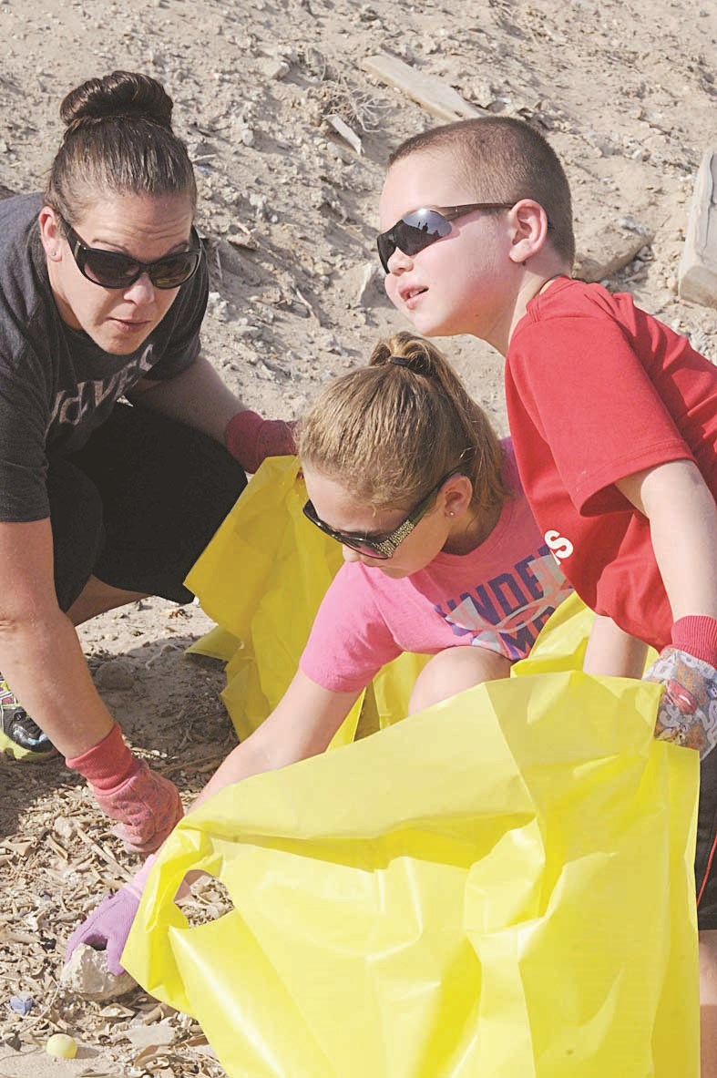 الأطفال يشاركون