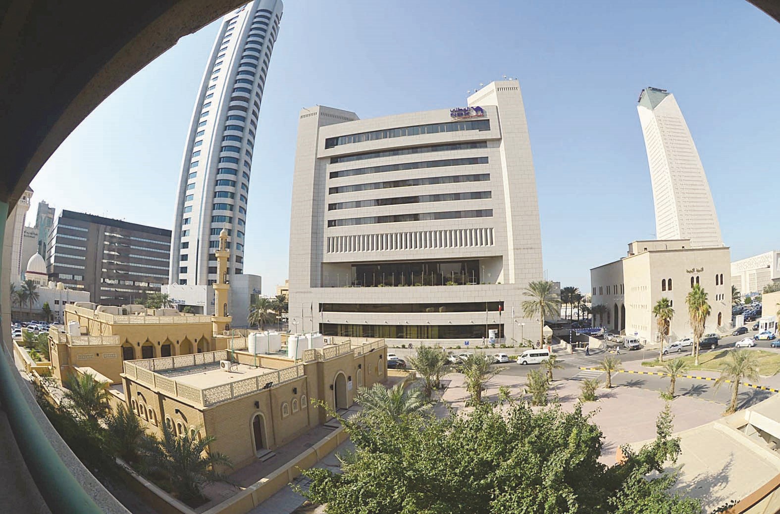 u0645u0631u062du0644u0629 u062cu062fu064au062fu0629 u0645u0646 u0627u0644u062au0646u0627u0641u0633 u0641u064a u0627u0644u0642u0637u0627u0639 u0627u0644u0645u0635u0631u0641u064a b(u062au0635u0648u064au0631 u0645u0648u0633u0649 u0639u064au0627u0634)