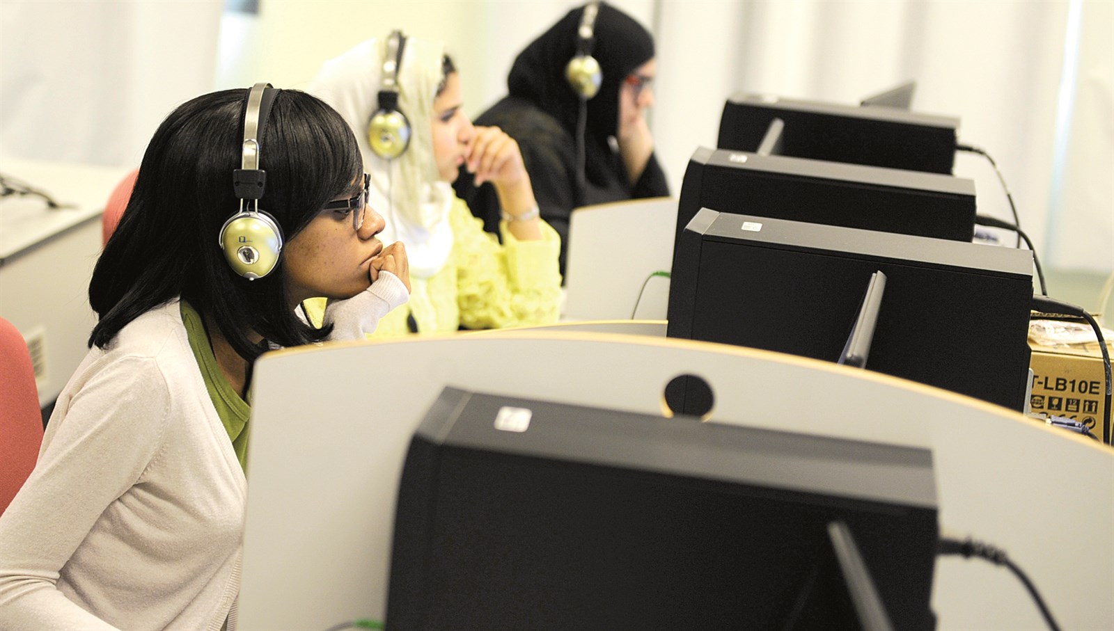 u0637u0627u0644u0628u0627u062a u064au0624u062fu064au0646 u0627u0644u0627u062eu062au0628u0627u0631u0627u062a