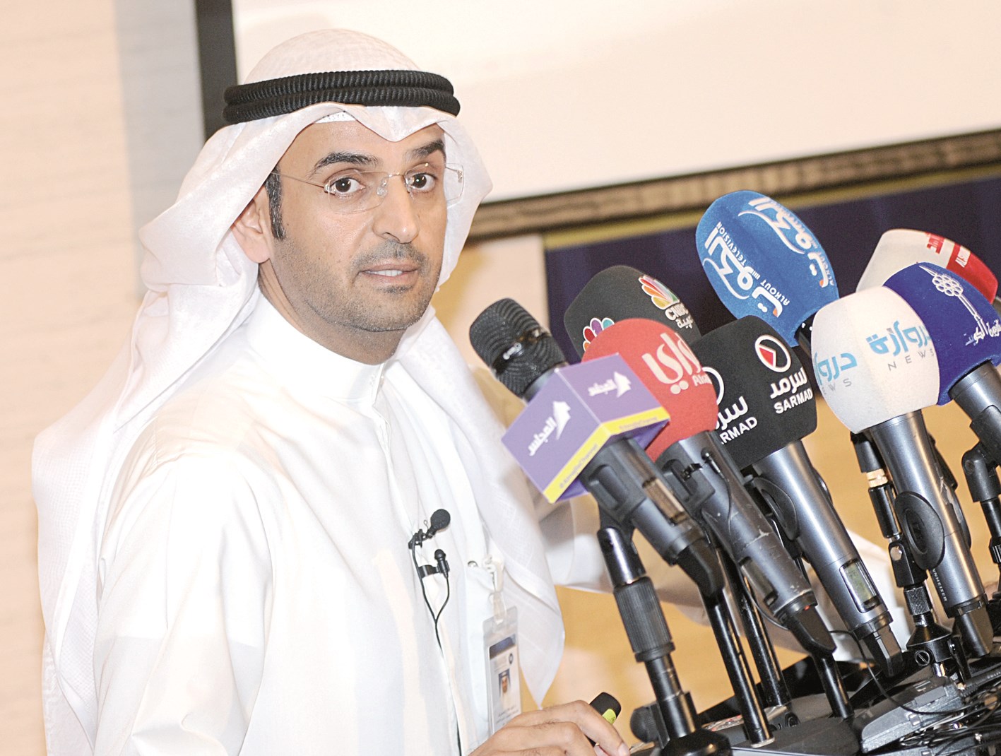 u0627u0644u062du062cu0631u0641 u0645u062au062du062fu0651u062bu0627u064b u0641u064a u0627u0644u0645u0624u062au0645u0631 u0627u0644u0635u062du0627u0641u064a (u062au0635u0648u064au0631 u0643u0631u0645 u0630u064au0627u0628)