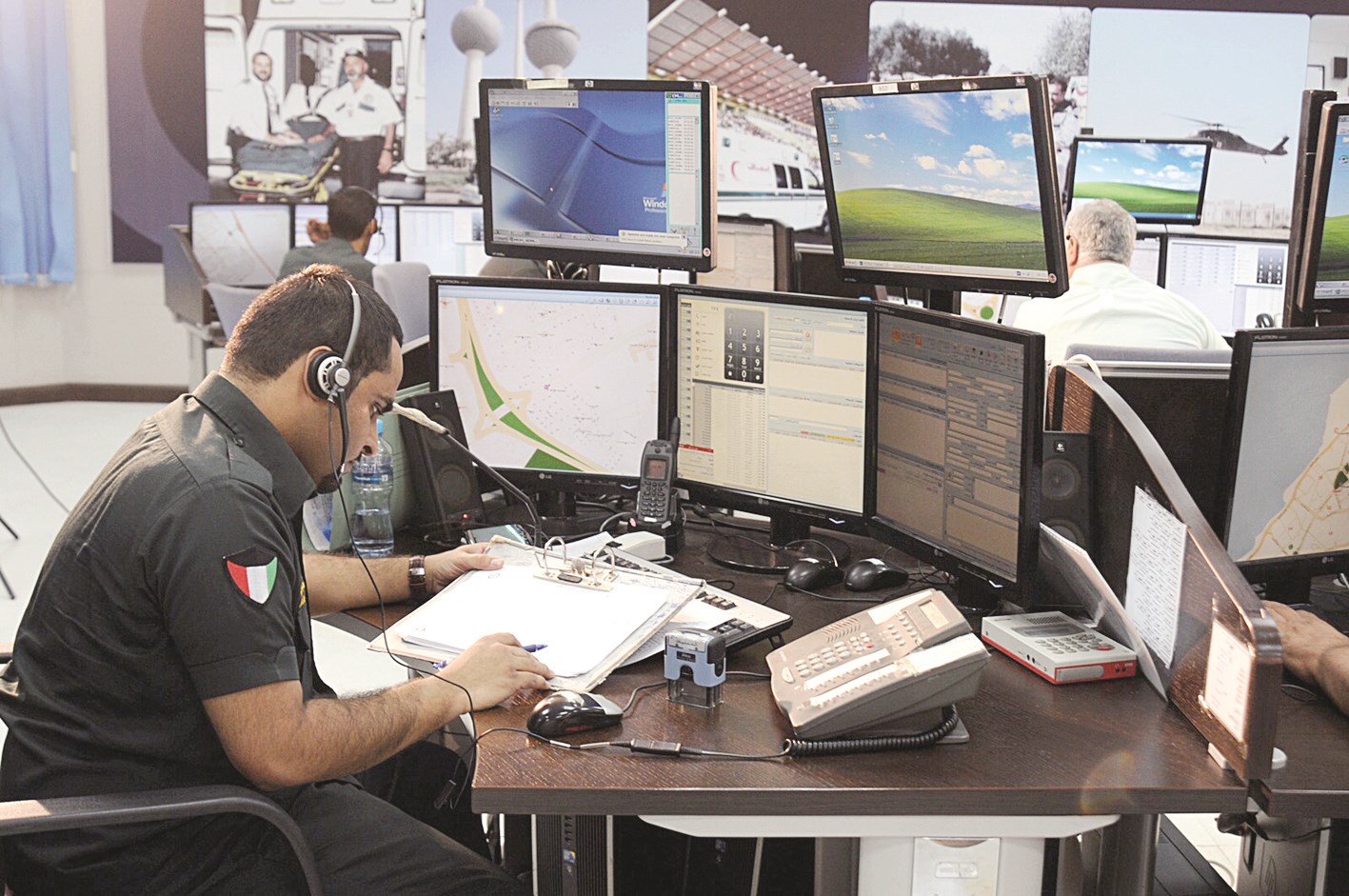 رجال الطوارئ جاهزون للتعامل مع البلاغات