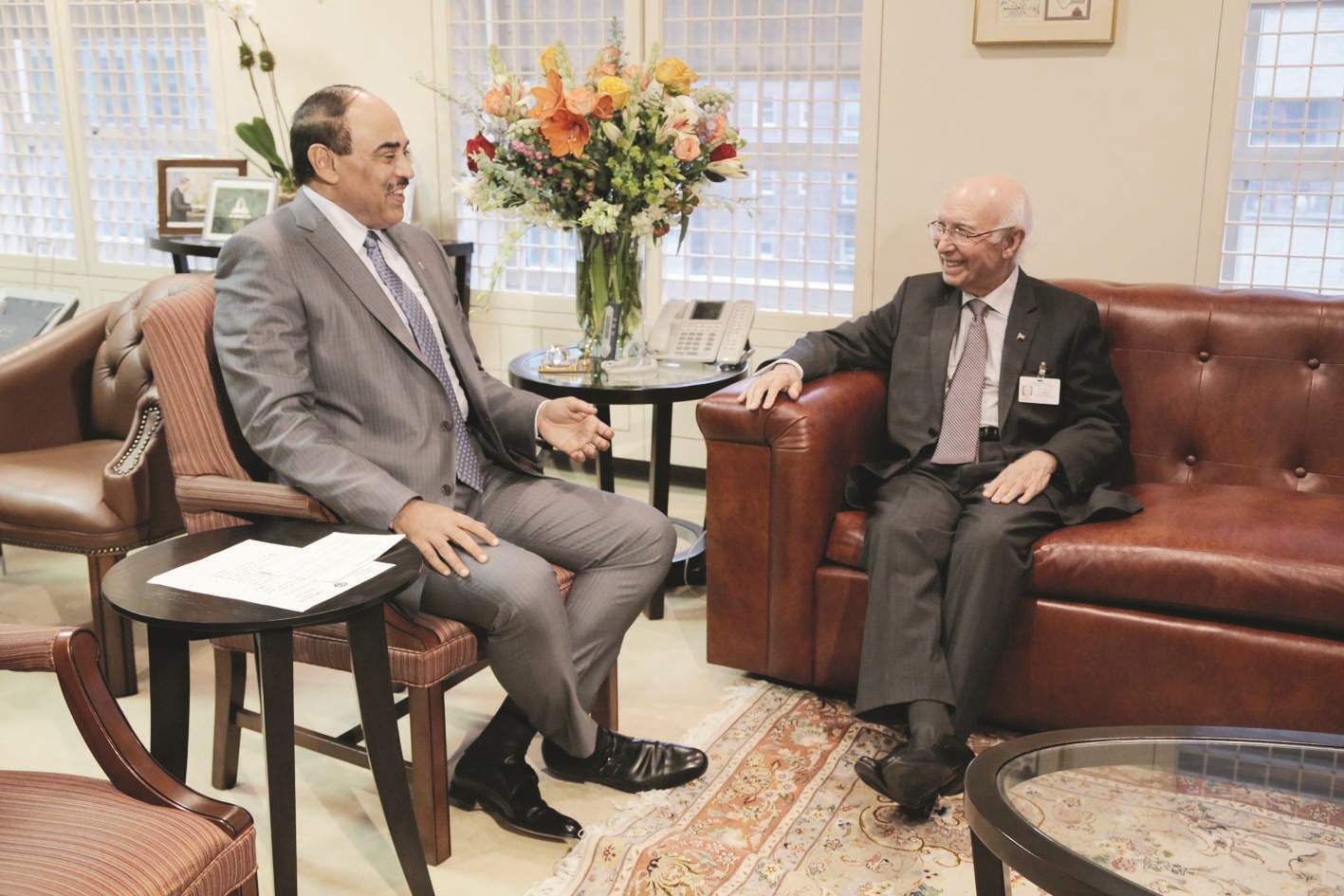 ... ومستشار رئيس وزراء باكستان