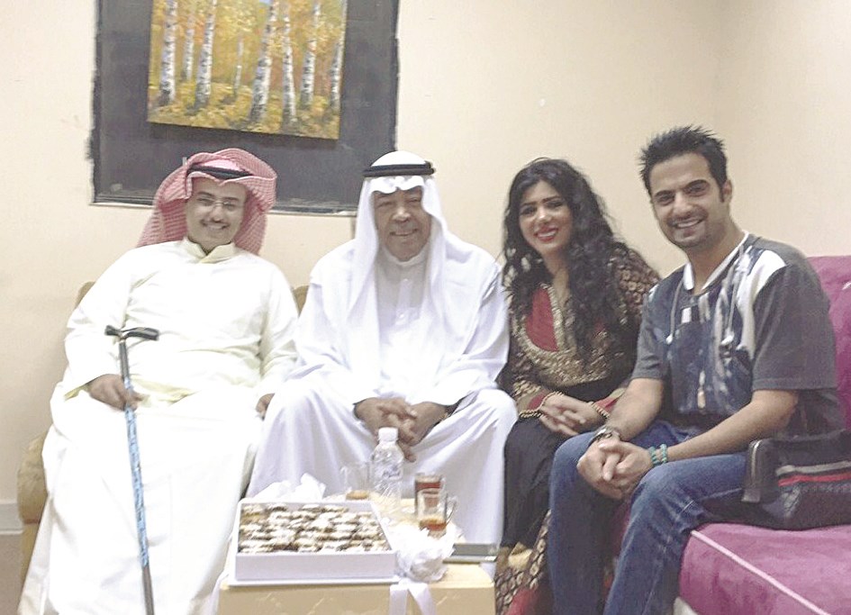 الزميل حمود العنزي مع ملاك وسعد الفرج وبندر السعيد