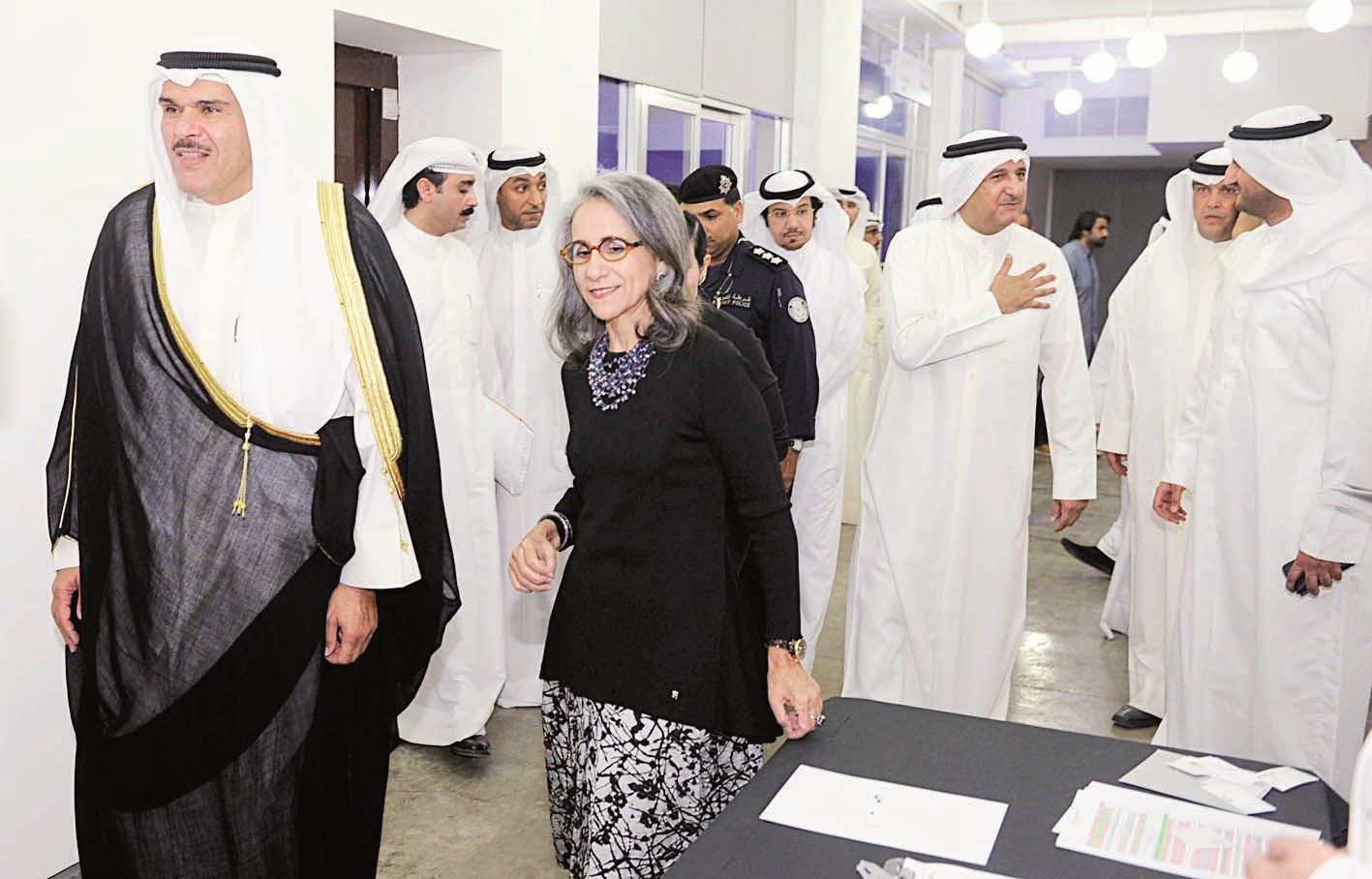 سلمان الحمود وحصة الصباح في جولة بالمعرض