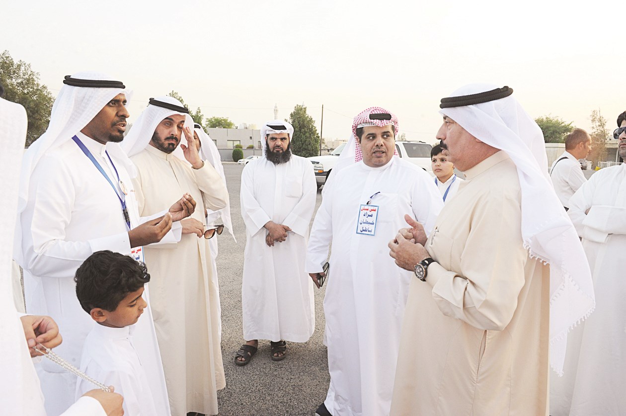 الهاجري يتحدث للصحافيين