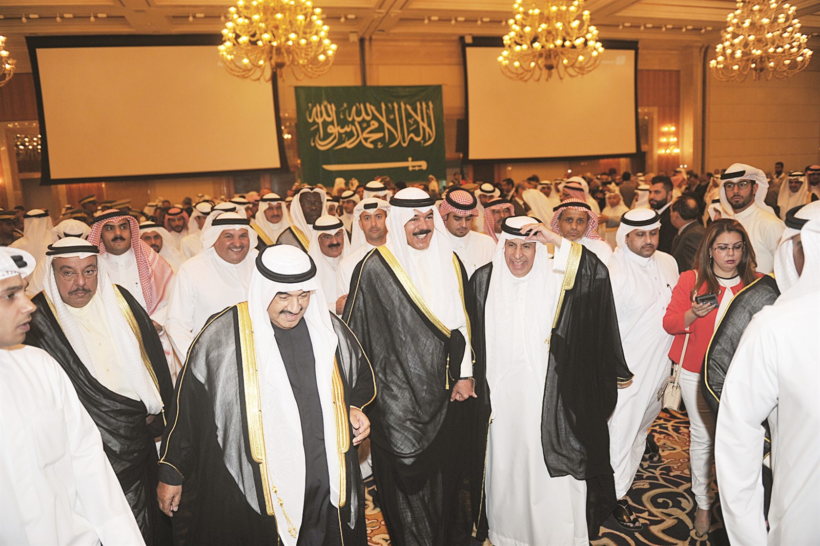 الفايز والخالد والمحمد يتقدمون حضور الاحتفال