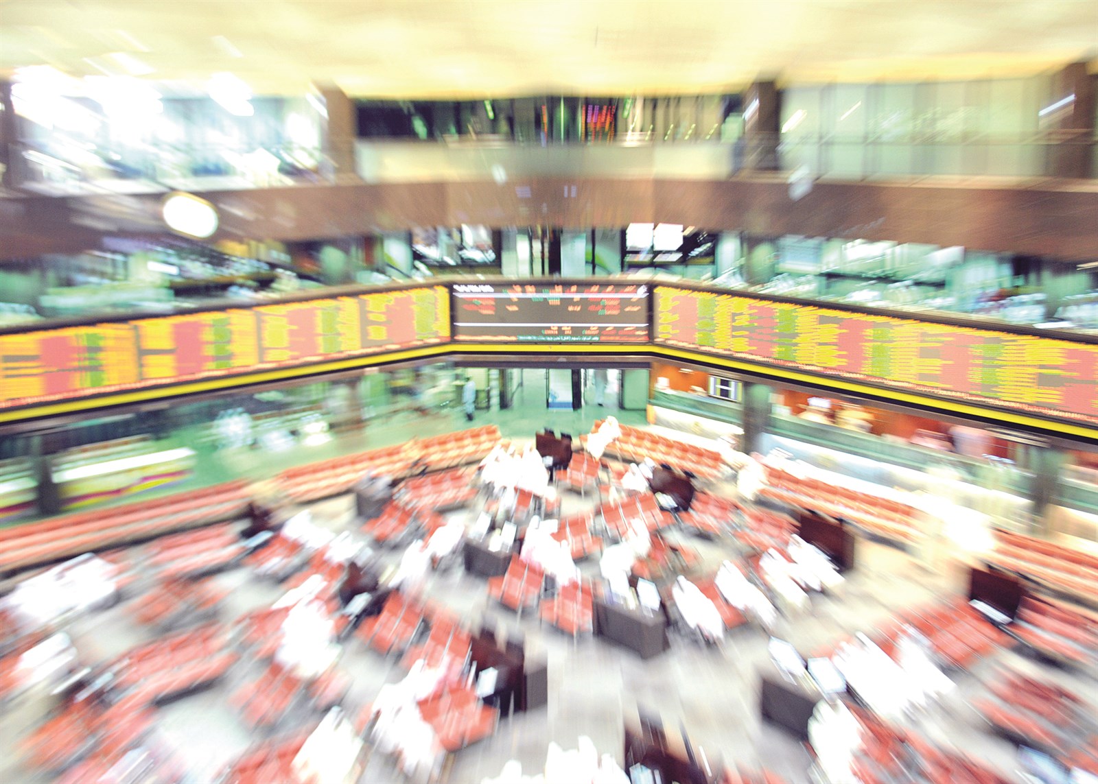 u0647u0644 u064au062au0645u0627u0633u0643 u0627u0644u0633u0648u0642 u0642u0631u064au0628u0627u064b u0645u0646 u0627u0644u0642u0639u0631u061f            (u062au0635u0648u064au0631 u0633u0639u062f u0647u0646u062fu0627u0648u064a)