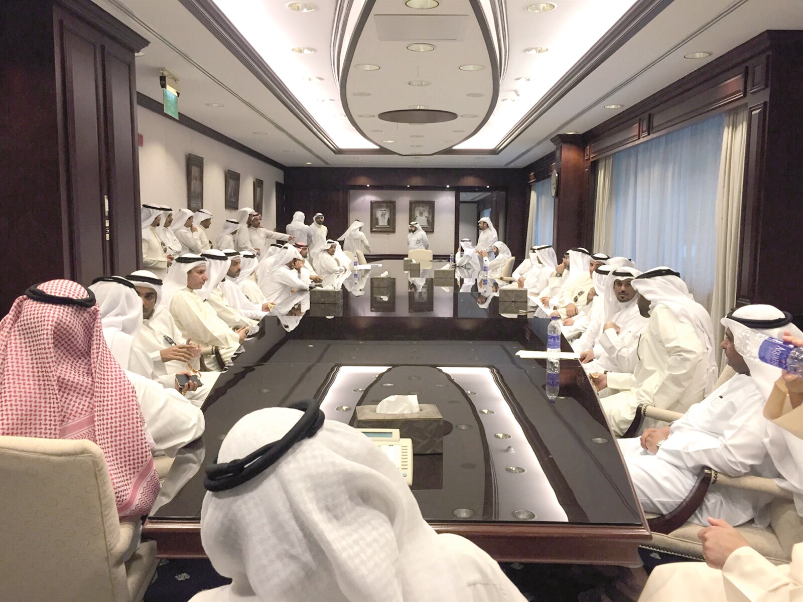 u0623u0647u0627u0644u064a u062cu0627u0628u0631 u0627u0644u0623u062du0645u062f u062eu0644u0627u0644 u0644u0642u0627u0626u0647u0645 u0645u0639 u0627u0644u0648u0632u064au0631 u0623u0628u0644