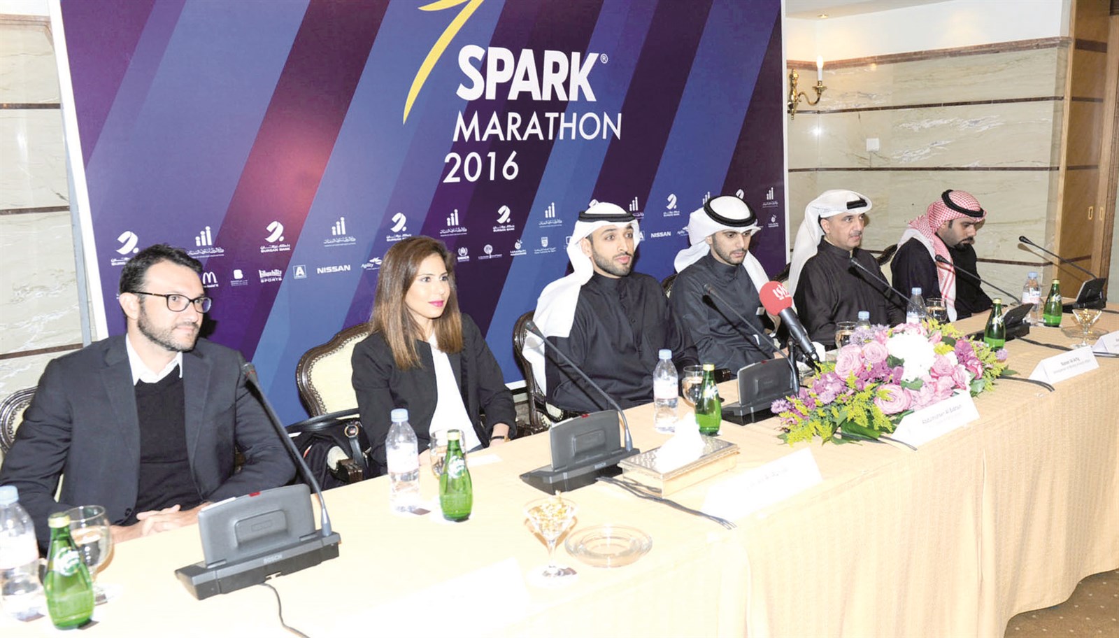 u0627u0644u0645u062au062du062fu062bu0648u0646 u0641u064a u0627u0644u0645u0624u062au0645u0631 u0627u0644u0635u062du0627u0641u064a (u062au0635u0648u064au0631 u0637u0627u0631u0642 u0639u0632u0627u0644u062fu064au0646)