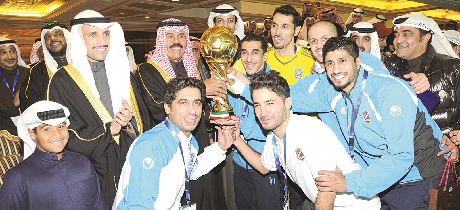 u0633u0645u0648 u0648u0644u064a u0627u0644u0639u0647u062f u064au0633u0644u0645 u0627u0644u0643u0623u0633 u0625u0644u0649 u0641u0631u064au0642 u0627u0644u0633u0627u0644u0645u064au0629 u0628u062du0636u0648u0631 u0631u0626u064au0633 u0645u062cu0644u0633 u0627u0644u0623u0645u0629 u0645u0631u0632u0648u0642 u0627u0644u063au0627u0646u0645