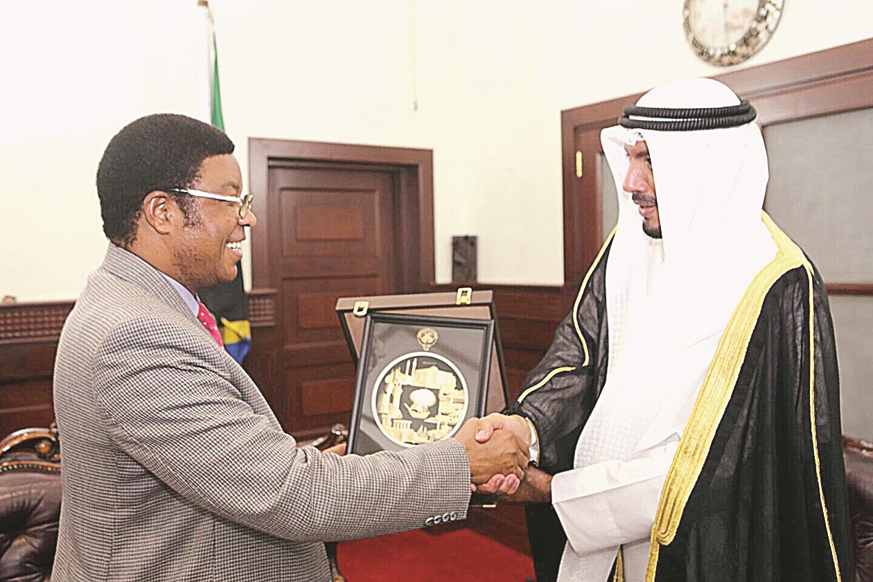 u0631u0626u064au0633 u0627u0644u0648u0632u0631u0627u0621 u0627u0644u062au0646u0632u0627u0646u064a u0648u0627u0644u0633u0641u064au0631 u0627u0644u0646u0627u062cu0645