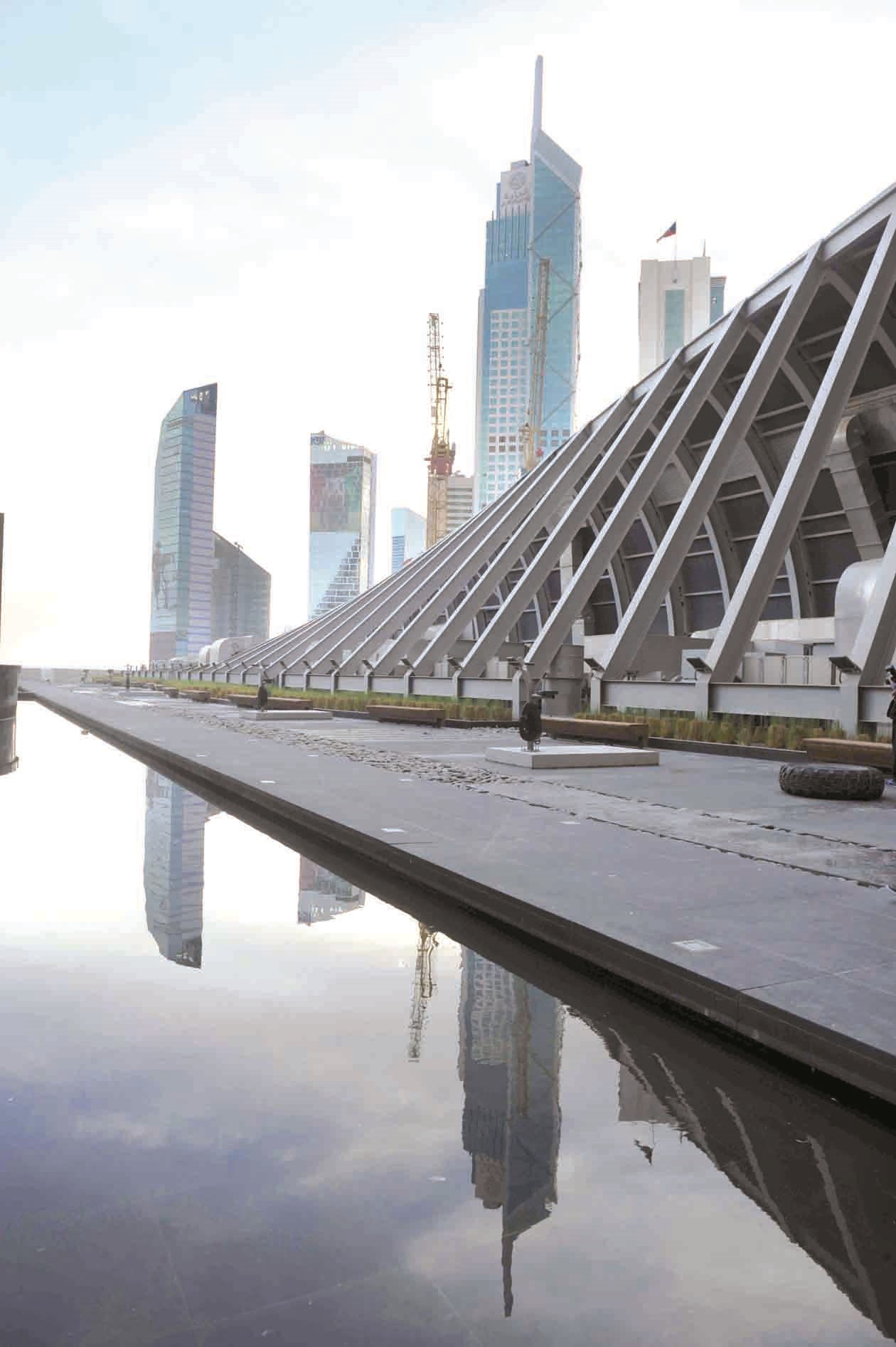 u0647u0646u0627u0643 u0645u0627 u0647u0648 u0623u0647u0645 u0645u0646 u0627u0633u062au0626u062cu0627u0631 u0627u0644u0645u0642u0631 (u062au0635u0648u064au0631 u0637u0627u0631u0642 u0639u0632u0627u0644u062fu064au0646)