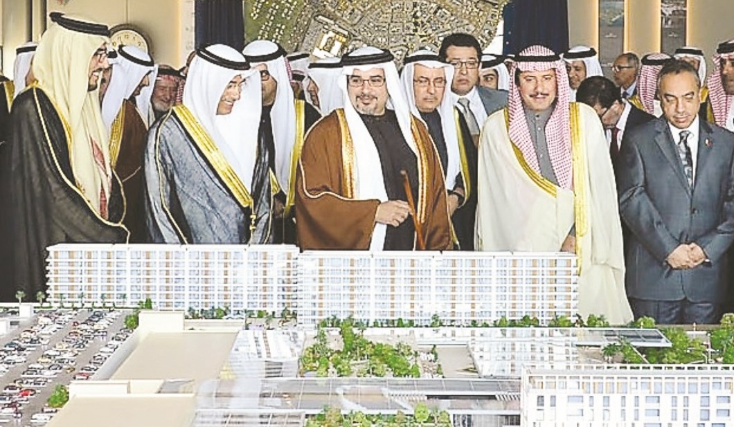 u0639u0632u0627u0645 u0627u0644u0635u0628u0627u062d u062eu0644u0627u0644 u062du0636u0648u0631u0647 u062au062fu0634u064au0646 u0645u0634u0631u0648u0639 u00abu0645u0631u0627u0633u064a u0627u0644u0628u062du0631u064au0646u00bb