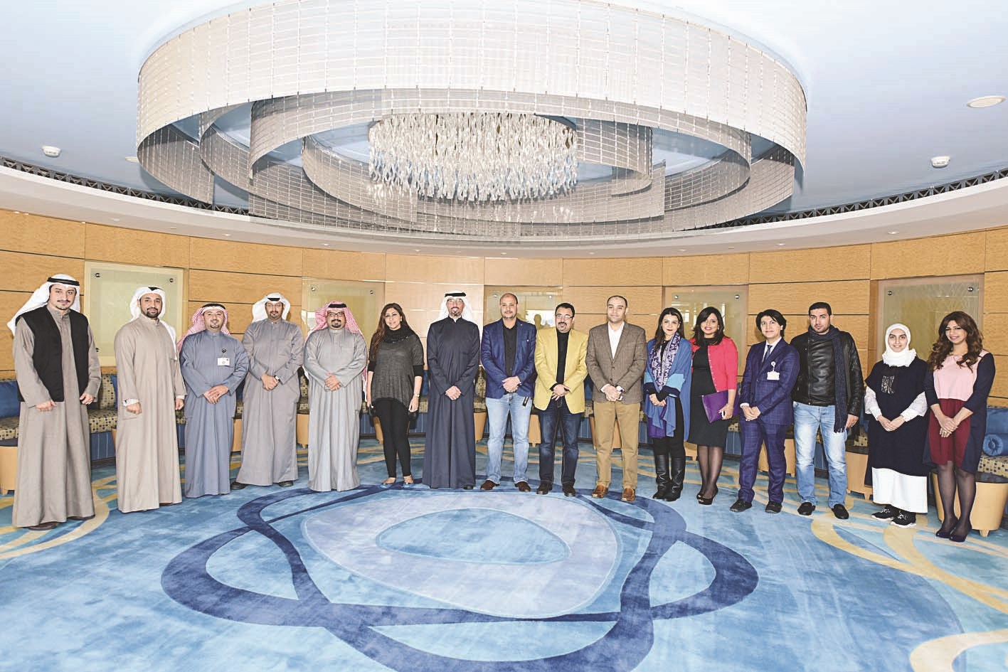 u0627u0644u0633u0646u0639u0648u0633u064a u0645u062au0648u0633u0651u0637u0627u064b u0645u0648u0638u0651u0641u064a u00abu0627u0644u0628u062au0631u0648u0644u00bb