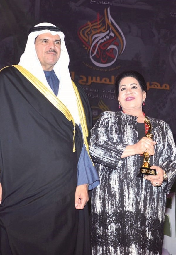 ... وسعاد عبدالله