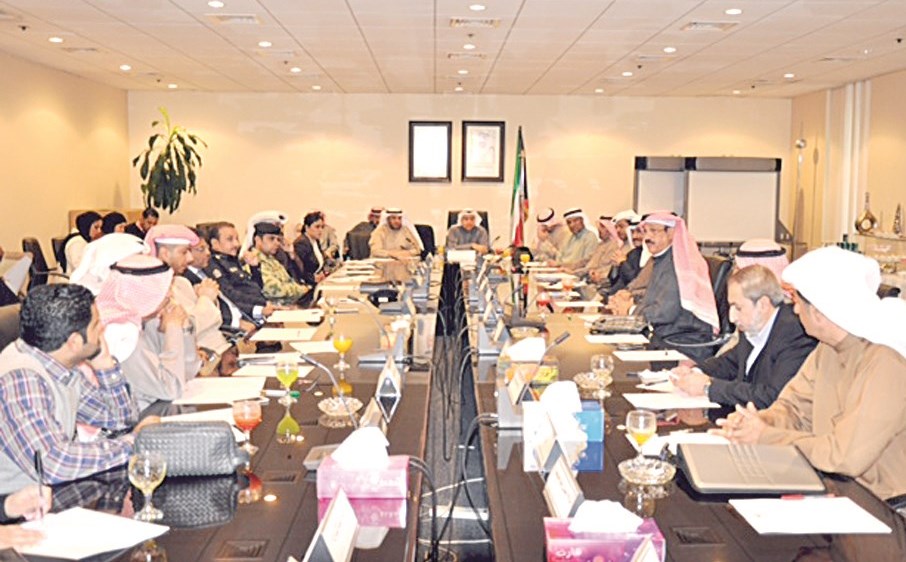 u0628u0648u0634u0647u0631u064a u0645u062au0631u0626u0633u0627u064b u0627u062cu062au0645u0627u0639 u0627u0644u0644u062cu0646u0629 u0627u0644u062au0646u0641u064au0630u064au0629 u0644u062au0631u0634u064au062f u0627u0644u0627u0633u062au0647u0644u0627u0643