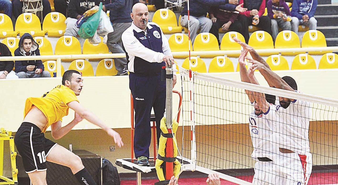 u0628u062fu0631 u062cu0648u0647u0631 u0644u0627u0639u0628 u0627u0644u0642u0627u062fu0633u064au0629 u064au0636u0631u0628 u0628u0642u0648u0629 u0623u0645u0627u0645 u00abu0627u0644u0643u0648u064au062au00bb u0641u064a u0627u0644u062cu0648u0644u0629 u0627u0644u0645u0627u0636u064au0629