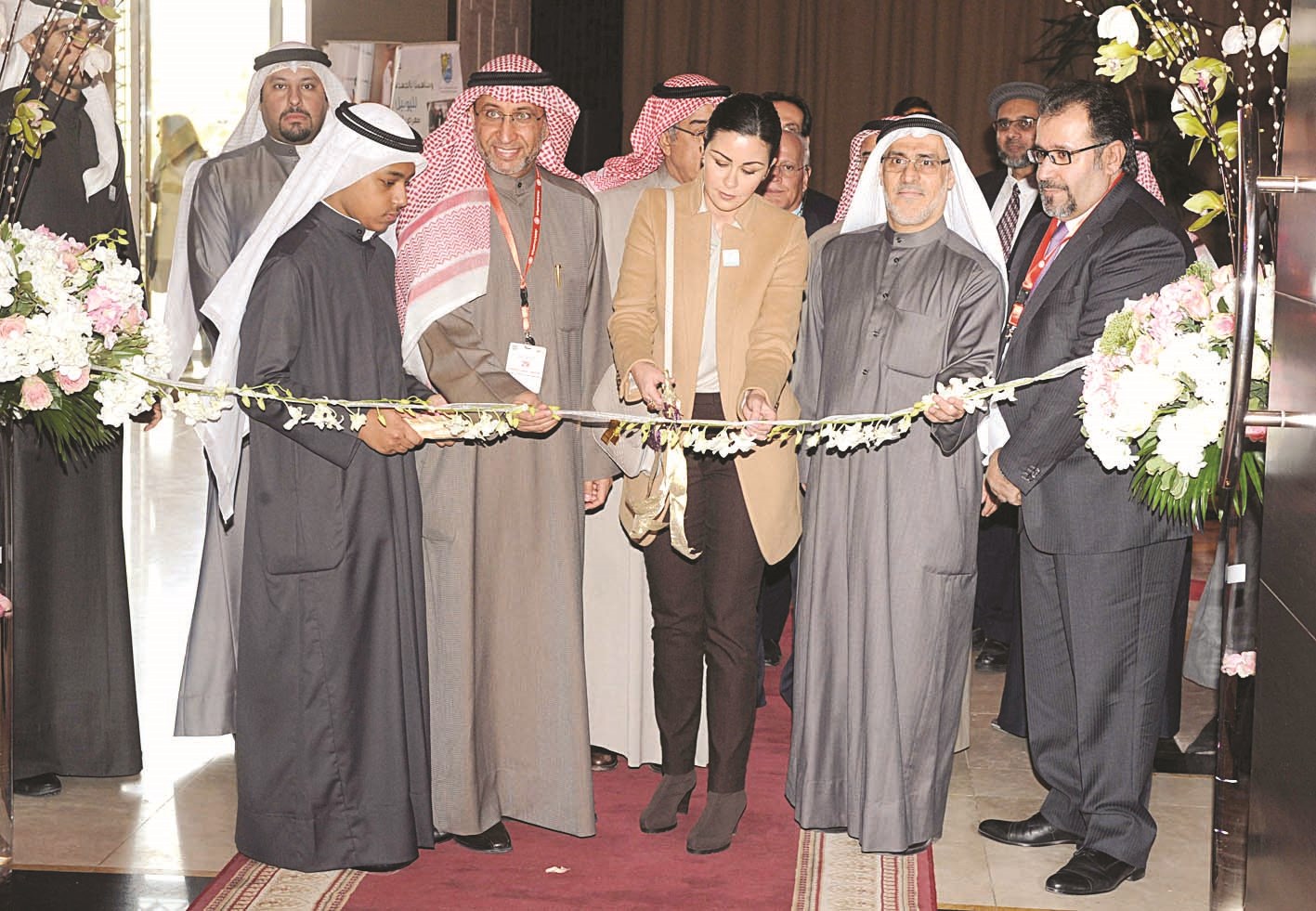 u0627u0644u0632u064au0646 u0627u0644u0635u0628u0627u062d u062au0642u0635 u0634u0631u064au0637 u0627u0641u062au062au0627u062d u0645u0639u0631u0636 u0627u0644u062au0635u0645u064au0645 u0627u0644u0647u0646u062fu0633u0649 (u062au0635u0648u064au0631 u0632u0643u0631u064au0627 u0639u0637u064au0629)