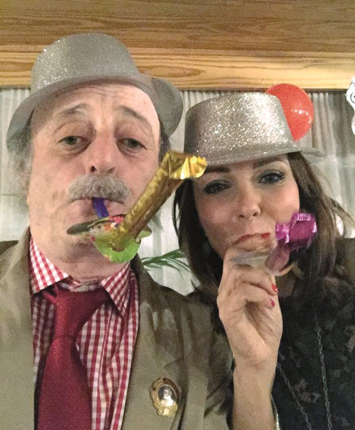 u062cu0646u0628u0644u0627u0637 u0648u0632u0648u062cu062au0647 u0646u0648u0631u0627 u064au062du062au0641u0644u0627u0646 u0628u0631u0623u0633 u0627u0644u0633u0646u0629 u0641u064a u0623u0633u0648u0627u0646