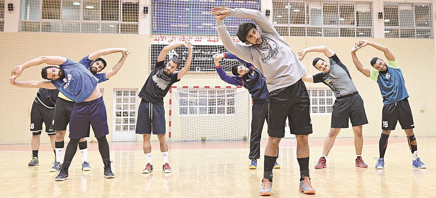 u0645u0646u062au062eu0628 u0643u0631u0629 u0627u0644u064au062f u062eu0644u0627u0644 u062au062fu0631u064au0628u0627u062a u0633u0627u0628u0642u0629