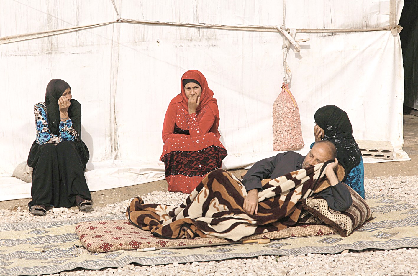 u0633u0648u0631u064au0648u0646 u0641u064a u0645u062eu064au0645 u0644u0644u0627u062cu0626u064au0646 u0641u064a u0645u0646u0637u0642u0629 u0633u0639u062fu0646u0627u064au0644 u0627u0644u0628u0642u0627u0639u064au0629 u0634u0631u0642 u0644u0628u0646u0627u0646 (u0623 u0641 u0628)