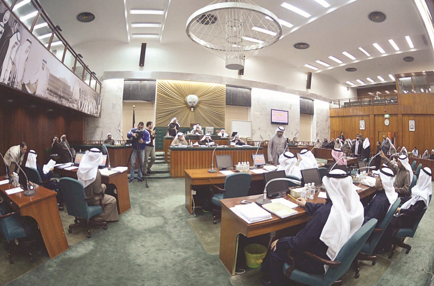 u062cu0627u0646u0628 u0645u0646 u062cu0644u0633u0629 u0627u0644u0645u062cu0644u0633 u0627u0644u0628u0644u062fu064a (u062au0635u0648u064au0631 u0645u0648u0633u0649 u0639u064au0627u0634)