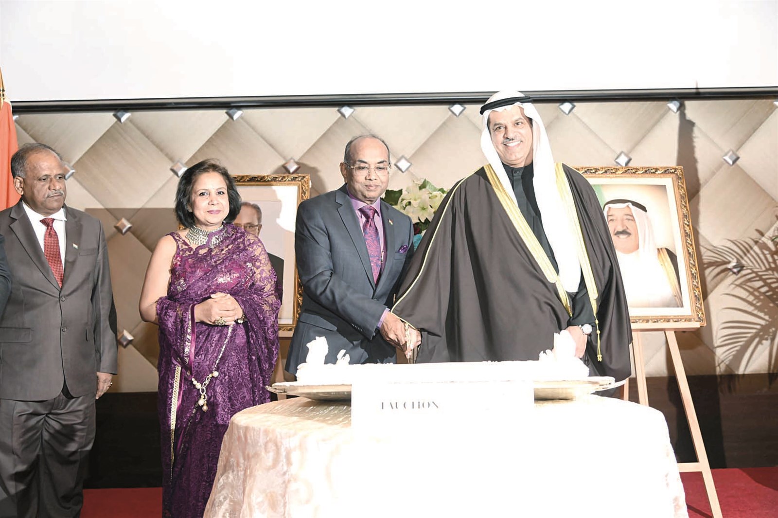 u0627u0644u0633u0639u064au062f u064au0634u0627u0631u0643 u0627u0644u0633u0641u064au0631 u0627u0644u0647u0646u062fu064a u0642u0635 u0642u0627u0644u0628 u0627u0644u062du0644u0648u0649    (u062au0635u0648u064au0631 u062cu0644u0627u0644 u0645u0639u0648u0636)