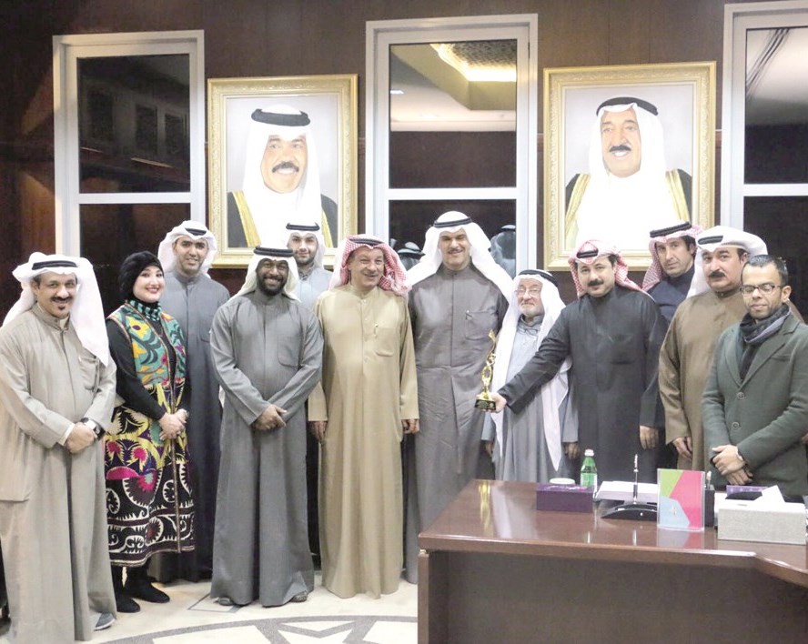 u0648u0632u064au0631 u0627u0644u0625u0639u0644u0627u0645 u0645u062au0648u0633u0637u0627u064b u0623u0628u0637u0627u0644 u00abu0635u062fu0649 u0627u0644u0635u0645u062au00bb